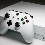 Game Console (PlayStation, Xbox)
