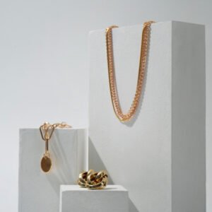 Necklaces & Pendants