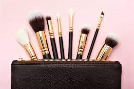 Makeup Tools & Brushes