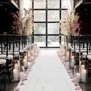 Aisle Runners & Décor